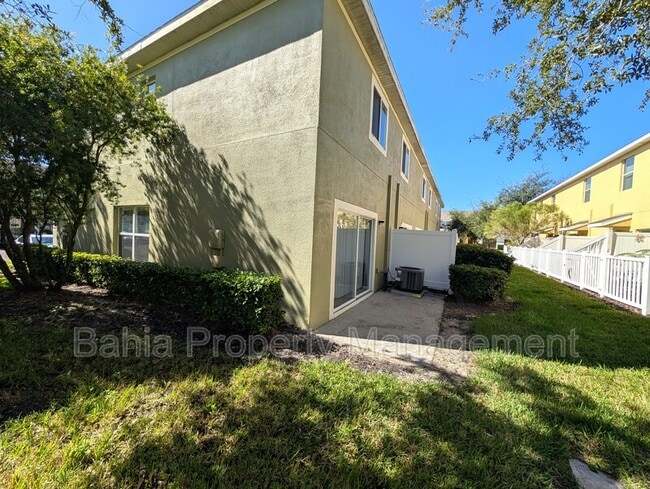 Building Photo - 8512 Gablebend Way