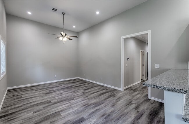 Building Photo - 10818 Royal Adrian Dr