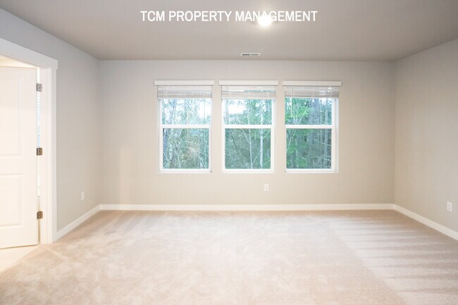 Building Photo - 18818-18813 13th Ave W