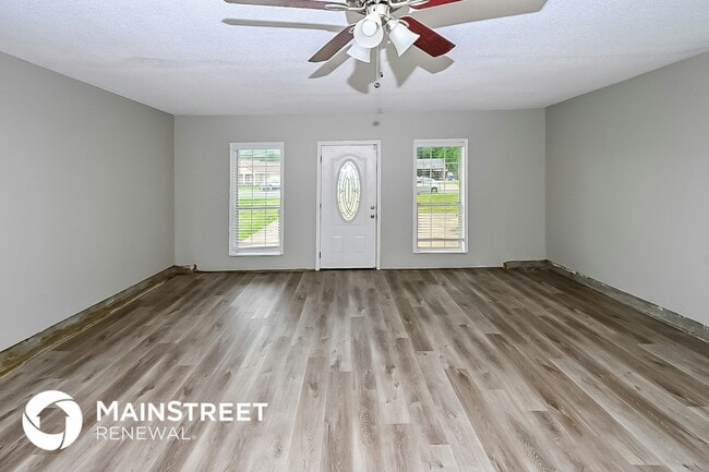 Building Photo - 3740 Ramblewood Dr