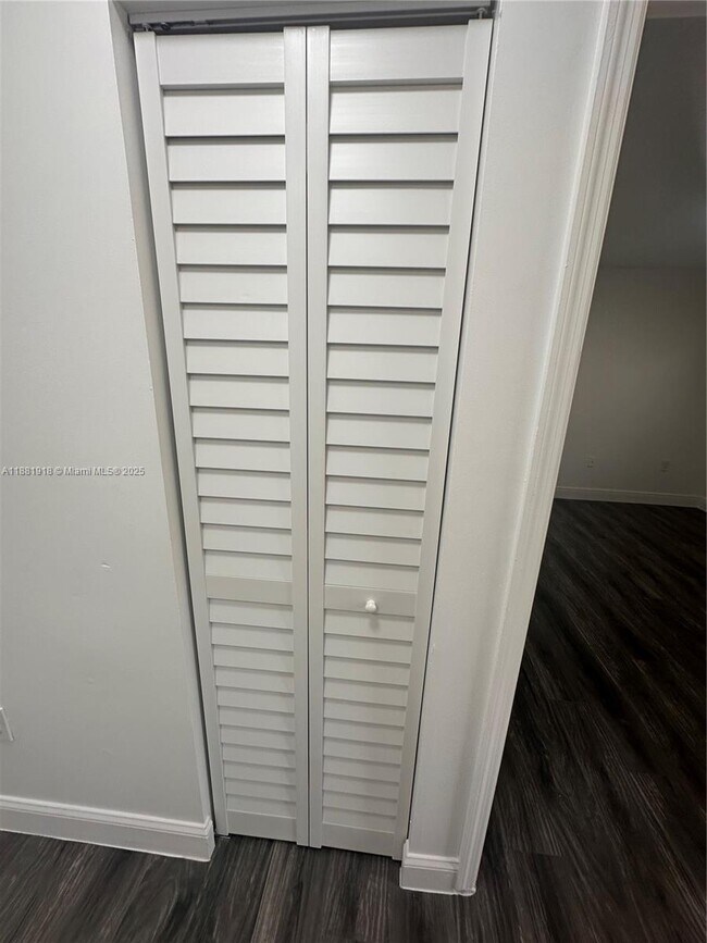 Building Photo - 8950 NW 189th Terrace