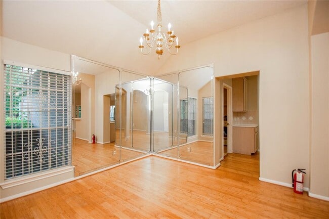 Building Photo - 7731 Las Flores Dr