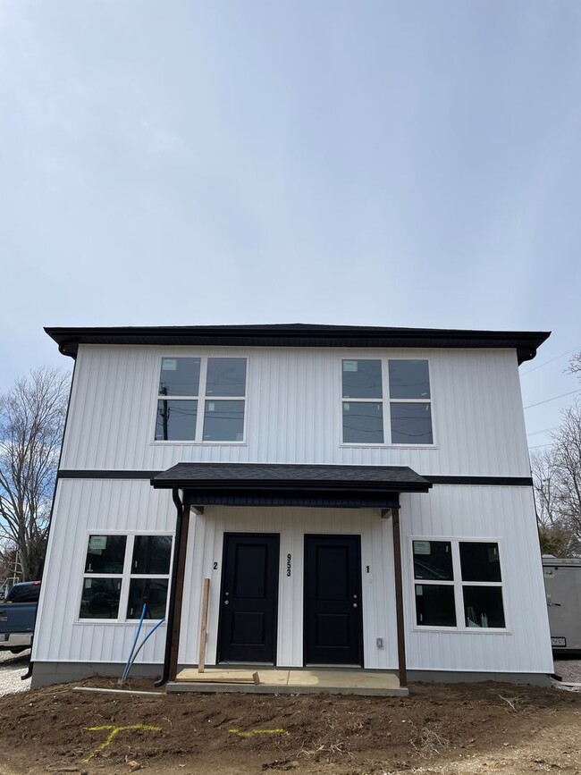 Building Photo - 953 1 Mile Rd