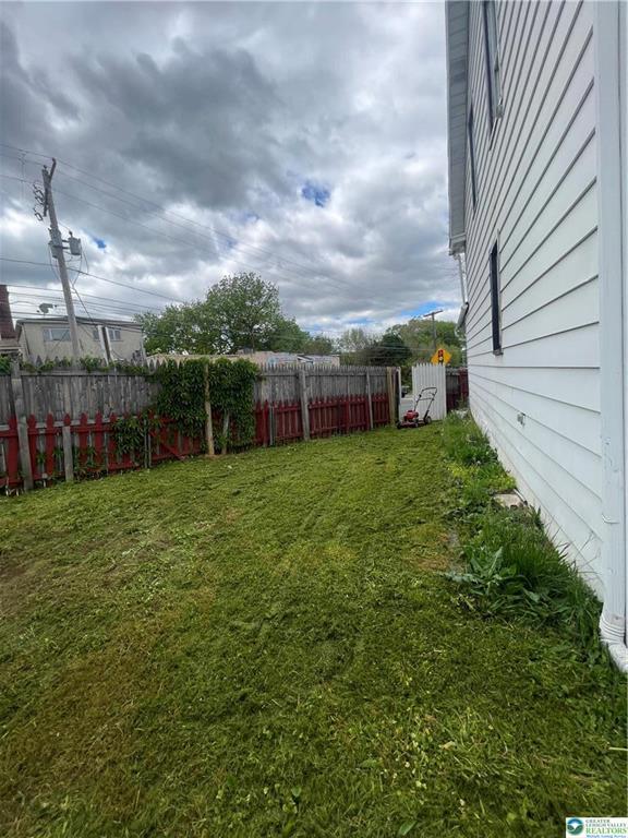 Building Photo - 551 Sumner Ct