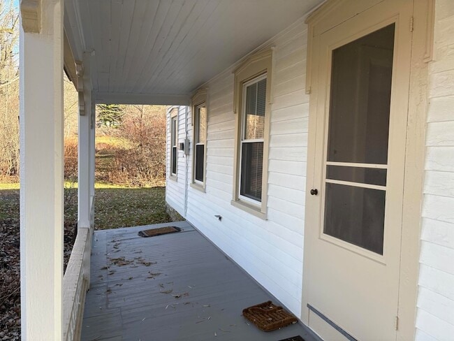 Building Photo - 477 Myers Rd