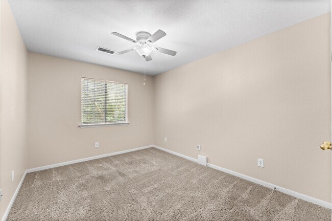 Building Photo - 97 E Greenhill Terrace Pl