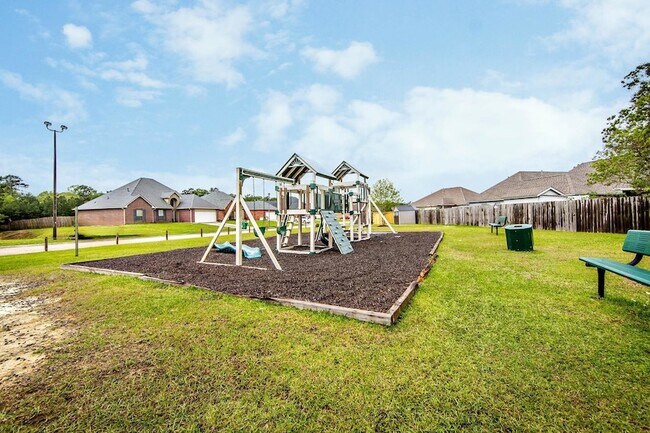 Building Photo - 26286 Poplar Glen Dr