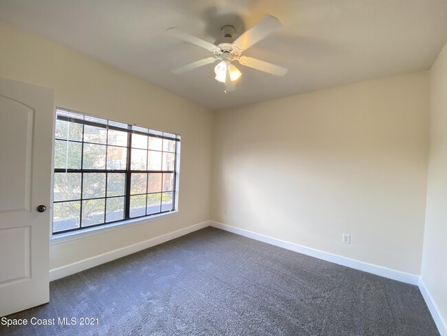 Building Photo - 6421 Borasco Dr