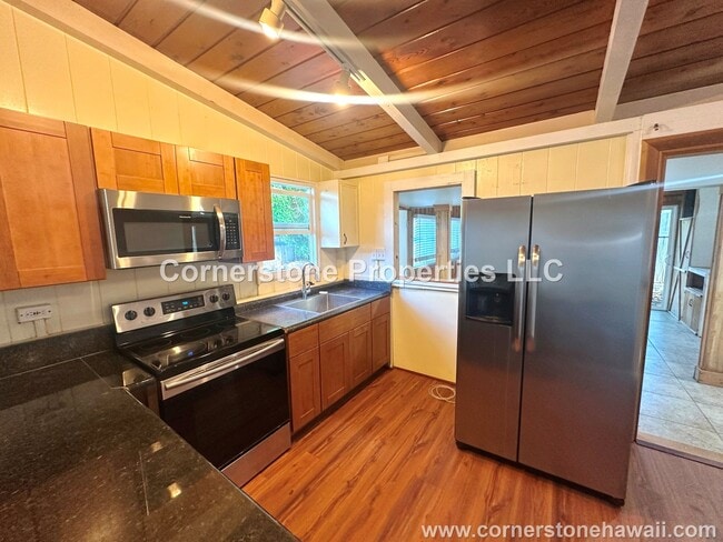 Building Photo - 95-083 Waipuka St