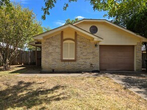 Building Photo - 1106 Buttercup Cir