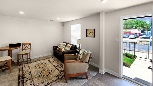 Building Photo - Exceptional Luxury Townhouse with 2 Car Ga...