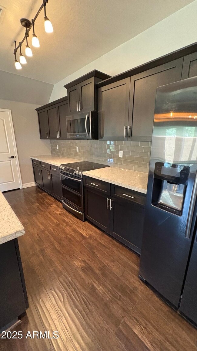 Building Photo - 11460 W St John Rd