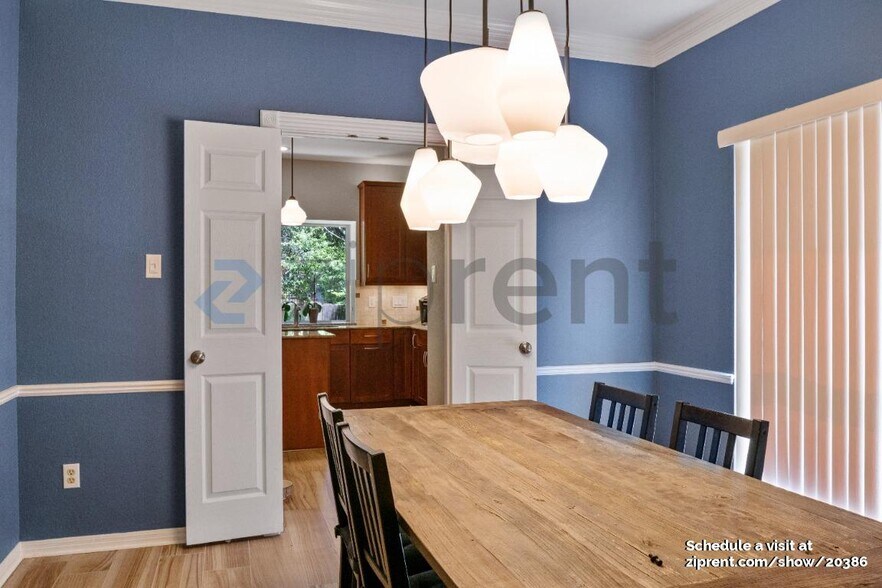 Building Photo - 1406 Dapplegrey Ln