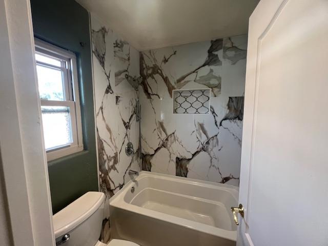 Building Photo - 5101 Vía Mindanao