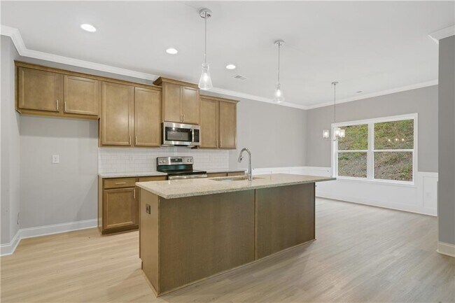 Building Photo - 2083 Easterwood Ct.
