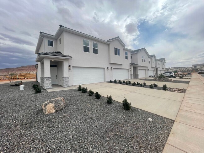 Building Photo - 3867 Mustang Vly Dr
