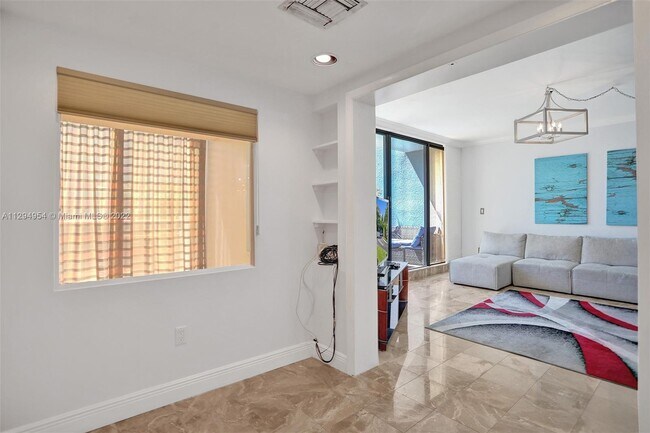 Building Photo - 406 Poinciana Island Dr