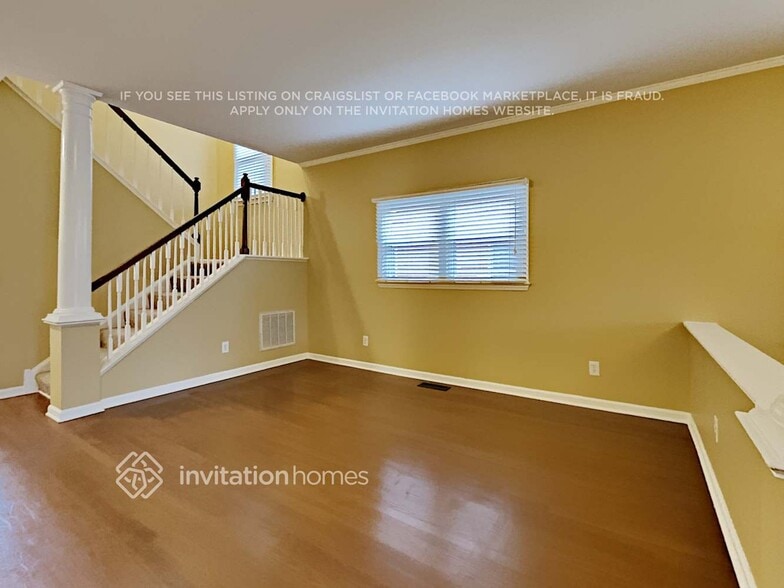 Building Photo - 12519 Oak Park Dr