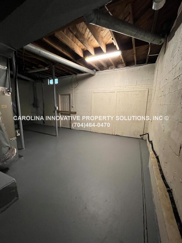Building Photo - 2824 Phillips Ave