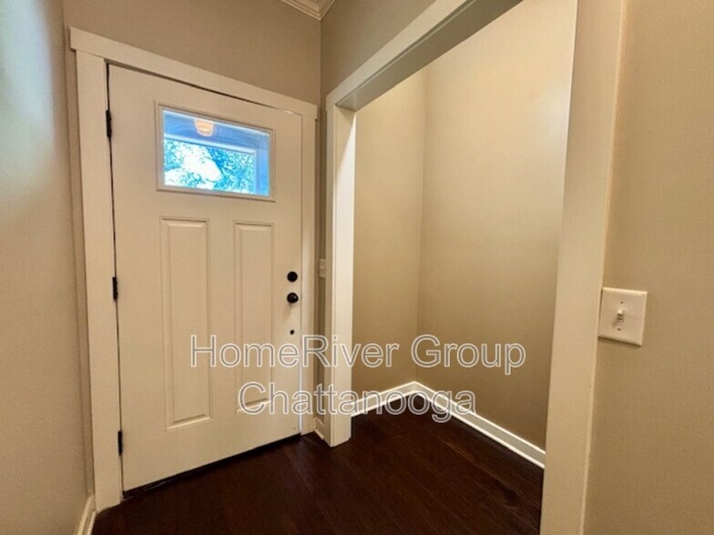 Building Photo - 4558 Pattentown Rd