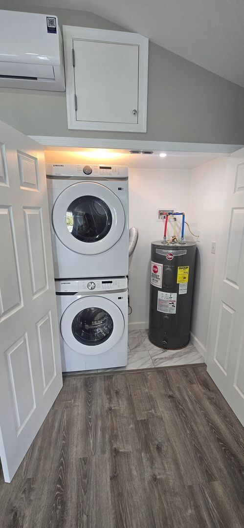 Building Photo - Brand new remodeled 2 bedroom house in Kunkletown!