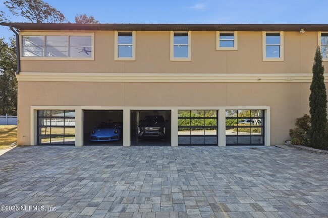 Building Photo - 1450 Wentworth Ave