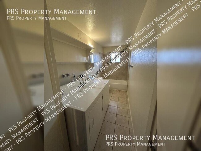 Building Photo - 1857 E University Dr