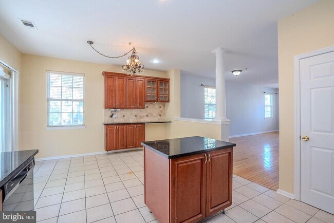 Building Photo - 1311 Blossom Cir
