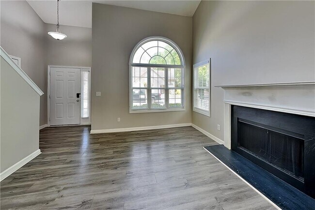 Building Photo - 100 Rosemont Ct