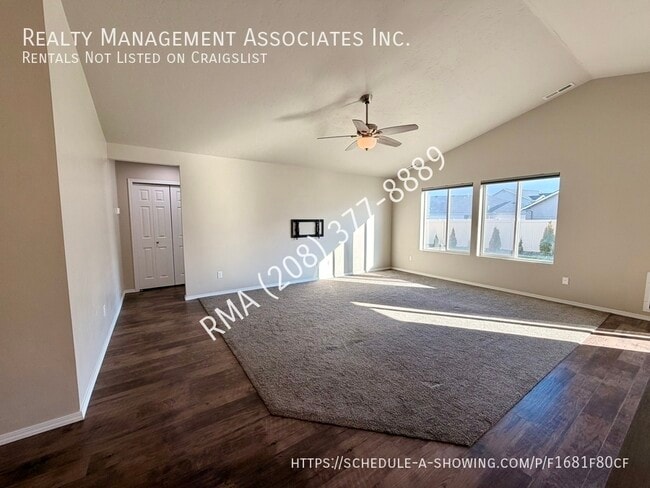 Building Photo - 487 W Screech Owl Dr