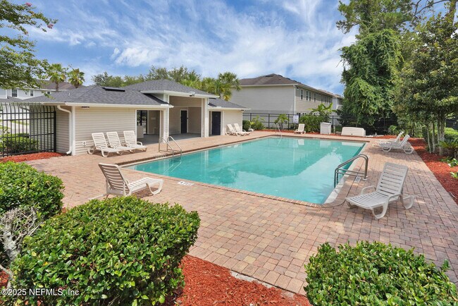 Building Photo - 1659 Biscayne Bay Cir