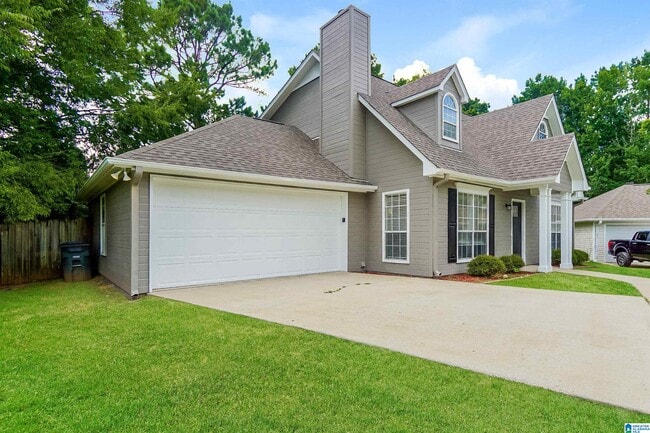 Building Photo - 431 Laurel Woods Trce
