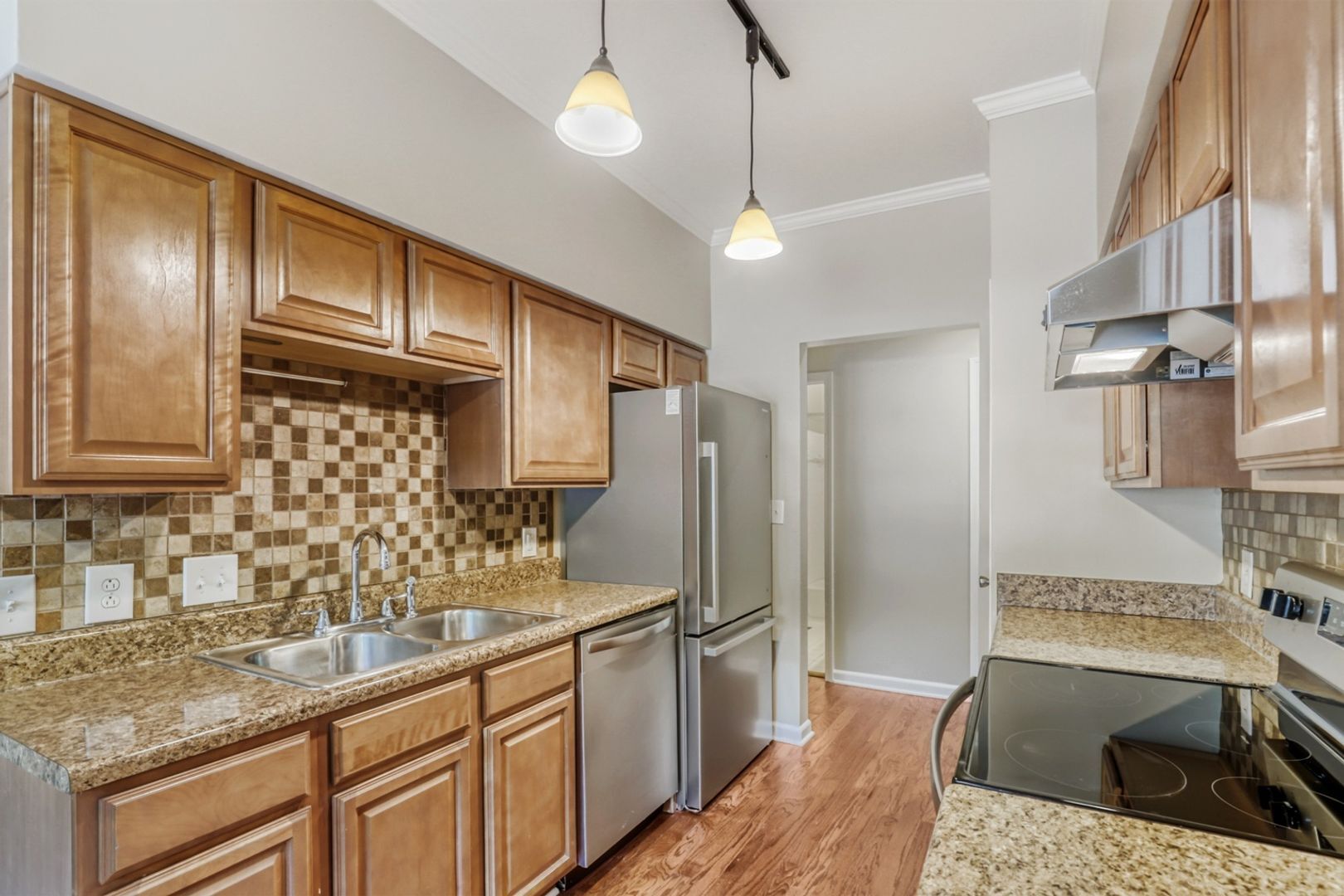 Building Photo - 229 Westchase Dr
