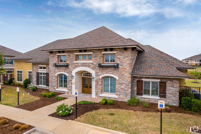 Building Photo - The Royse at Parker Boulevard Apartments