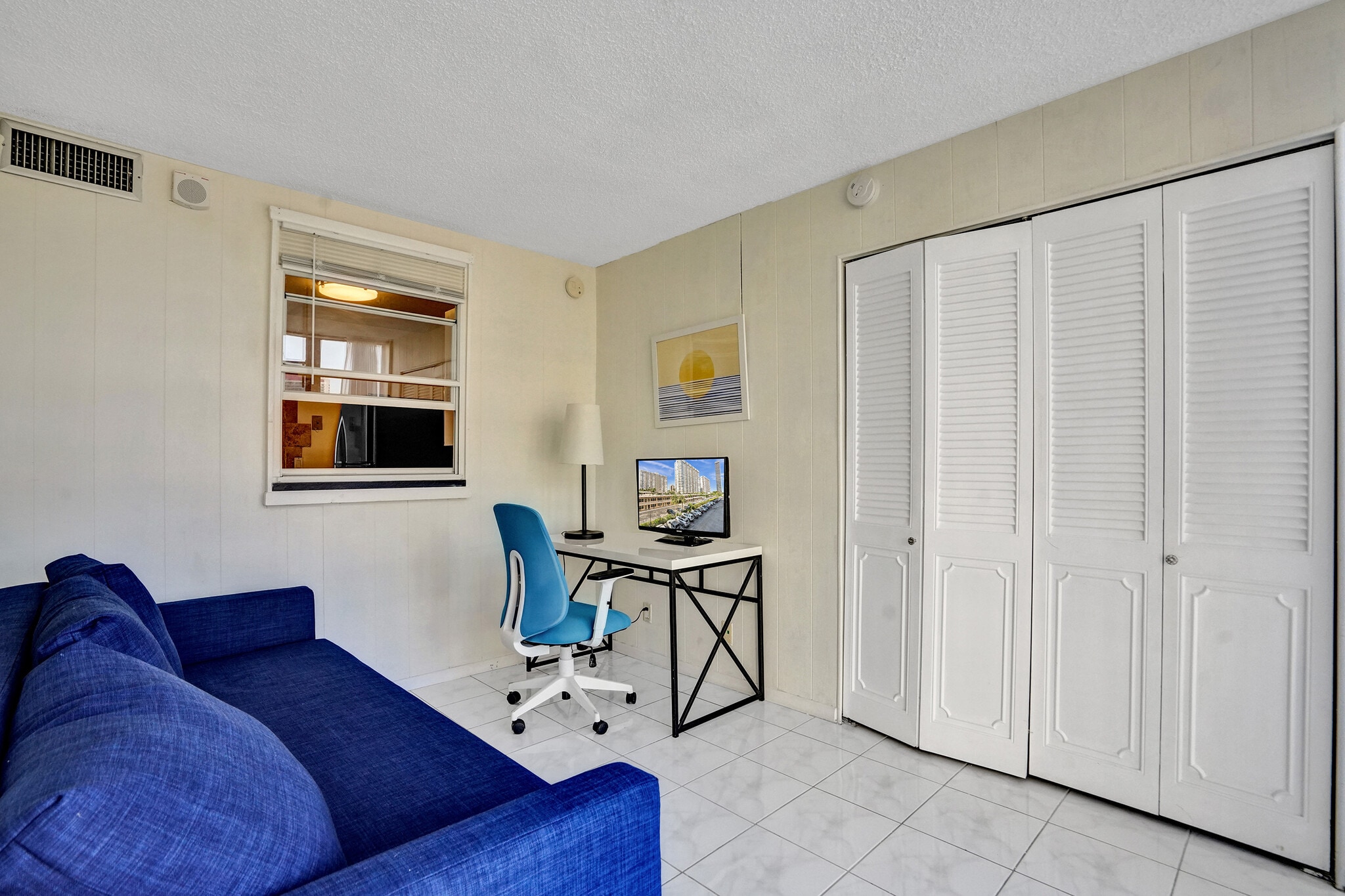 Building Photo - 2017 S Ocean Dr