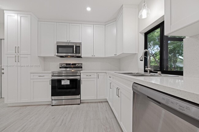 Building Photo - 7435 SW 173rd St