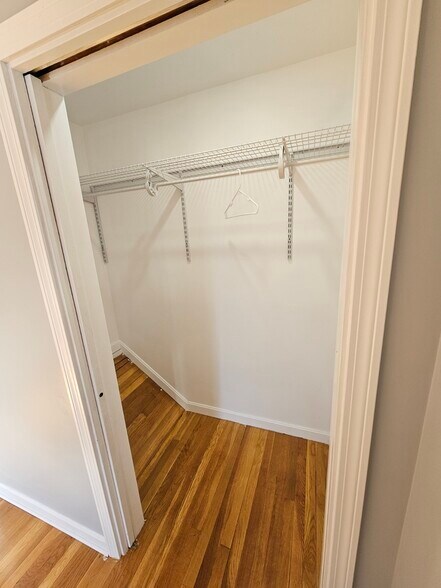 Building Photo - 1230 Smyth Rd