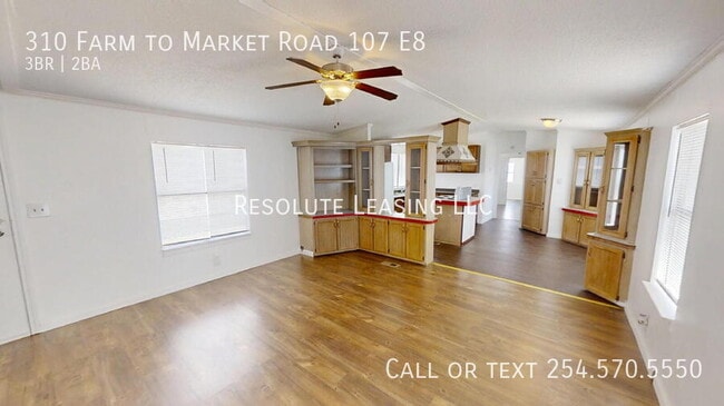 Building Photo - 310 FM107