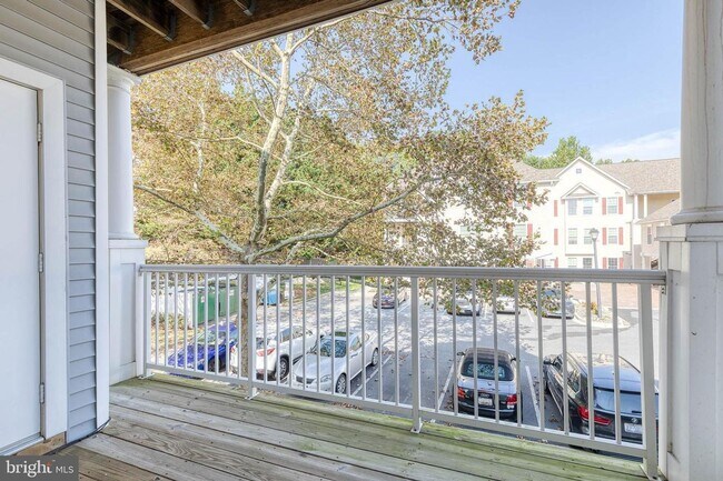 Building Photo - Spacious 2-bedroom 2 Bath condo in New Town