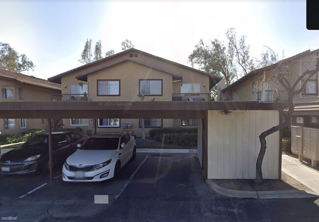 Building Photo - 3 br, 2 bath Condo - 3274 Little Mountain ...