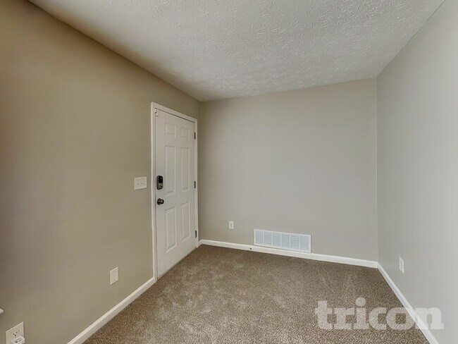 Building Photo - 24 Tanner Dr