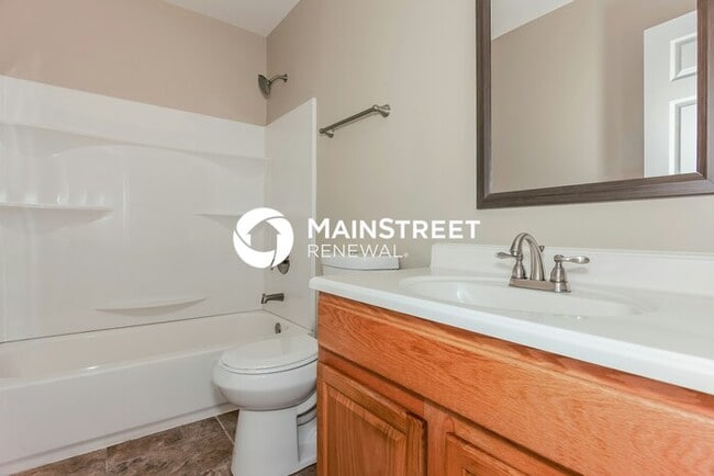 Building Photo - 4 Bedroom Pet-Friendly Home in Charlotte, ...