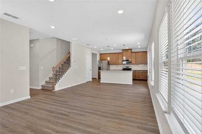 Building Photo - 6929 Winchester Pl