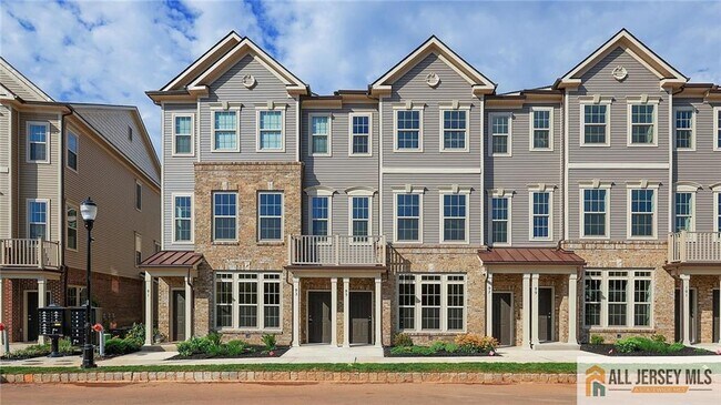 Primary Photo - 95 Robeson St