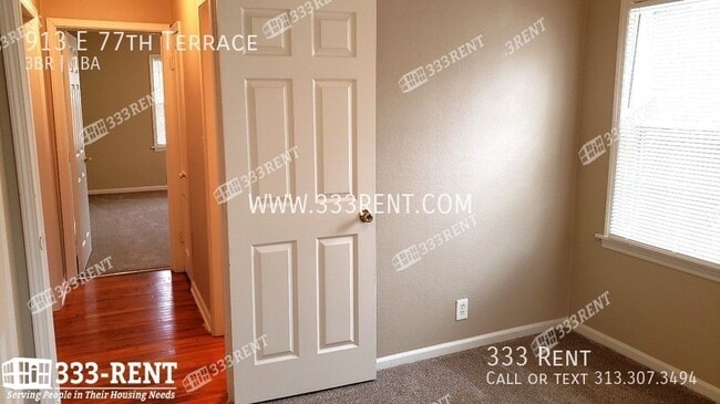 Building Photo - 913 E 77th Terrace