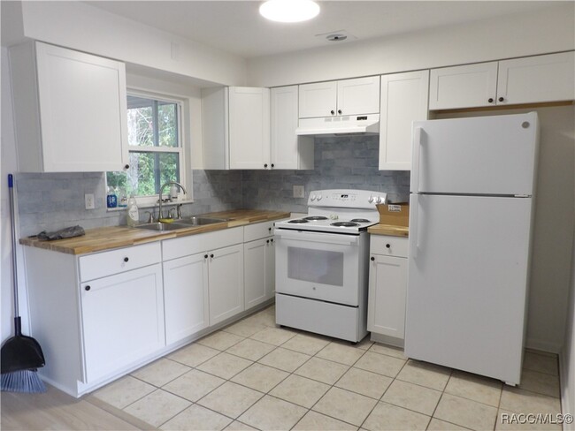 Building Photo - 1 Pennsylvania St