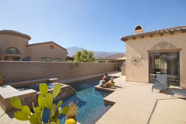 Building Photo - 57669 Santa Rosa Trail