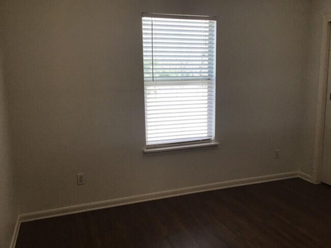 Building Photo - 5403 Coastal Way
