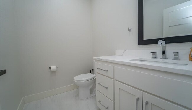 Building Photo - 10573 Jasper Ln