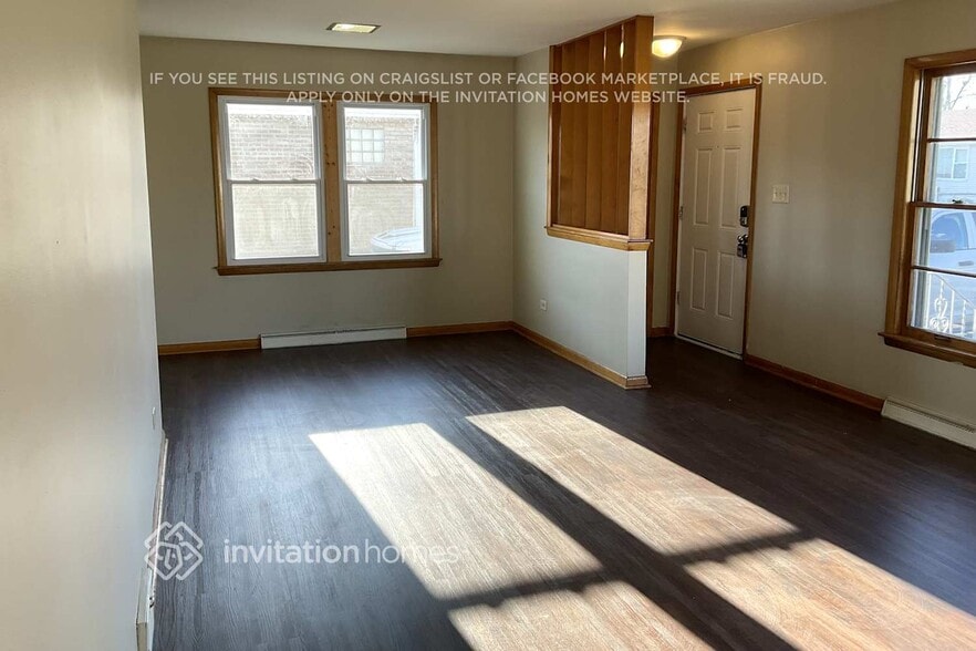 Building Photo - 787 E 163rd Pl